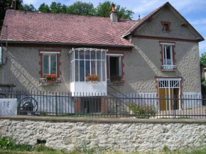 Gîte Meublé, Anost